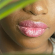 Load image into Gallery viewer, Pin Up (Lacquer Line)